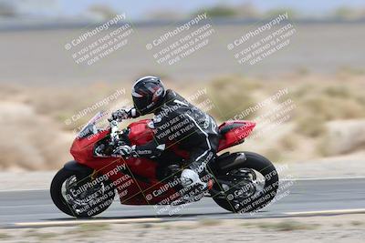 media/May-05-2025-Moto Forza (Mon) [[3c1838c5e5]]/2-B Group/Session 3 (Panning Test Turn 14 Inside)/